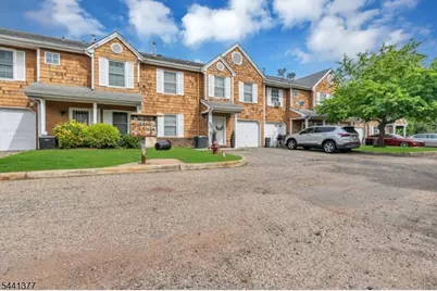 19 Delavan Ct, New Brunswick, NJ 08901 - Photo 5