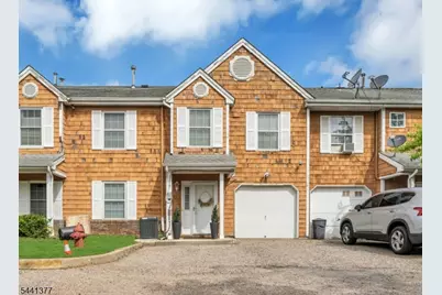 19 Delavan Ct, New Brunswick, NJ 08901 - Photo 1