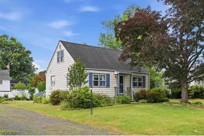 221 W Prospect St, South Bound Brook Boro, NJ 08880 - Photo 43