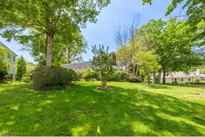 24 Thackeray Dr, Millburn, NJ 07078 - Photo 39