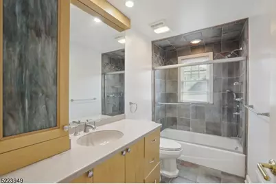 24 Thackeray Dr, Millburn, NJ 07078 - Photo 29