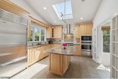 24 Thackeray Dr, Millburn, NJ 07078 - Photo 17