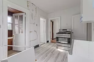 425 New Market Rd, Piscataway Township, NJ 08854 - Photo 7