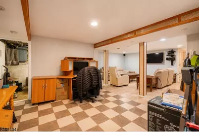 47 Boyden Pkwy, Maplewood, NJ 07040 - Photo 17