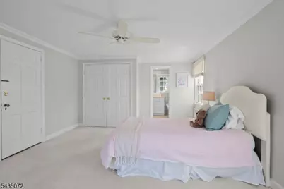 7 Birdseye Gln, Verona, NJ 07044 - Photo 29