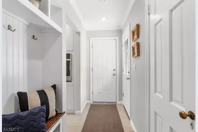 7 Birdseye Gln, Verona, NJ 07044 - Photo 21
