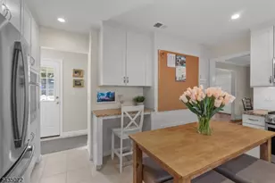 7 Birdseye Glen, Verona, NJ 07044 - Photo 13
