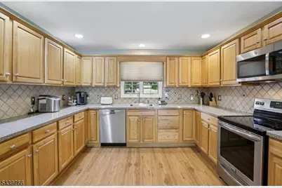 41 Carey Rd, Roxbury Township, NJ 07876 - Photo 7