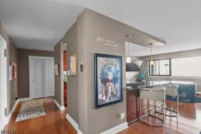 60 Parkway Dr, East Orange, NJ 07017 - Photo 11