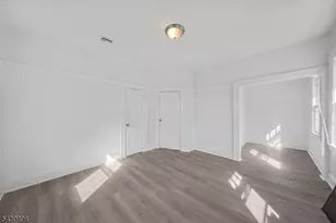 714 Chandler Ave, Linden, NJ 07036 - Photo 17