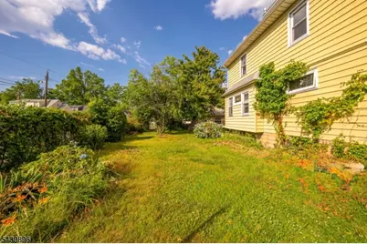 714 Chandler Ave, Linden, NJ 07036 - Photo 25