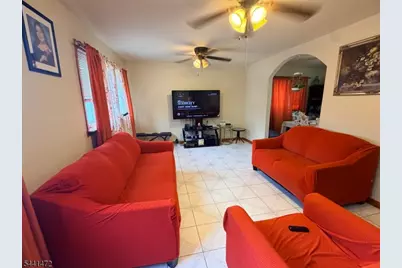 47 Cleveland St, Belleville, NJ 07109 - Photo 3