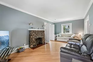 377 Hollywood Ave, Fairfield, NJ 07004 - Photo 9