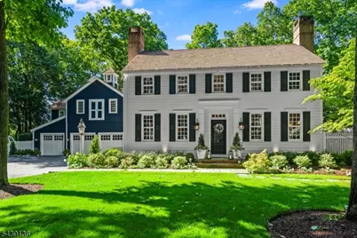 11 Red Oak Row, Chester, NJ 07930 - Photo 1