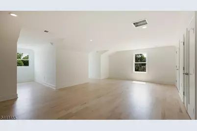 517 Lexington Ave, Cranford Township, NJ 07016 - Photo 35