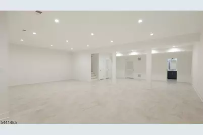 517 Lexington Ave, Cranford Township, NJ 07016 - Photo 39