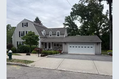 53 Howard St, Verona, NJ 07044 - Photo 3