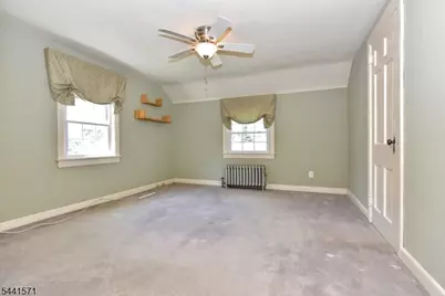 161 Wyckoff Ave, Wyckoff Township, NJ 07481 - Photo 11
