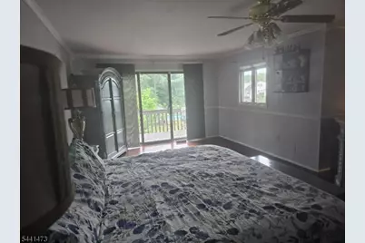 115 Oak St, Old Bridge Township, NJ 08857 - Photo 31