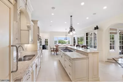 9 Pitney Dr, Mendham Township, NJ 07945 - Photo 9