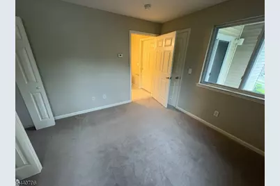 122 Falcon Ridge Way #2, Hamburg, NJ 07419 - Photo 5