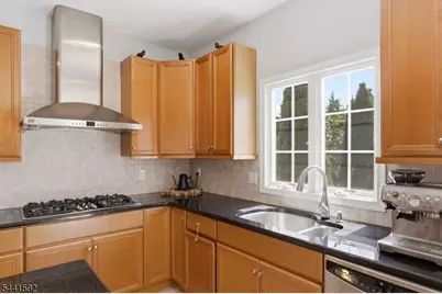 17 Kimble Ct, Hillsborough Township, NJ 08844 - Photo 25