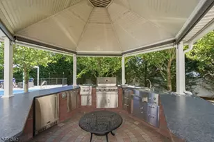 17 Kimble Ct, Hillsborough Township, NJ 08844 - Photo 15