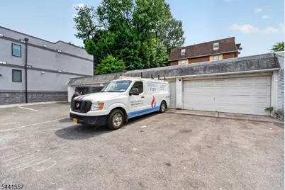 447 Paulison Ave, Passaic, NJ 07055 - Photo 9