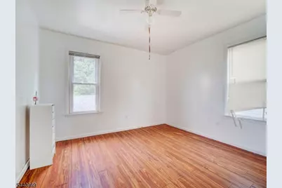 143 Huntington Ter #2R, Newark, NJ 07112 - Photo 9
