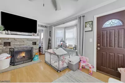 20 Harding Ave, Pompton Lakes, NJ 07442 - Photo 5