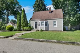 20 Harding Ave, Pompton Lakes, NJ 07442 - Photo 1