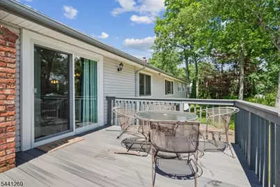 34 Woodlawn Ter, Jefferson Township, NJ 07849 - Photo 41
