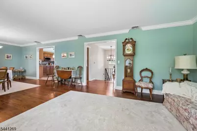 34 Woodlawn Ter, Jefferson Township, NJ 07849 - Photo 21