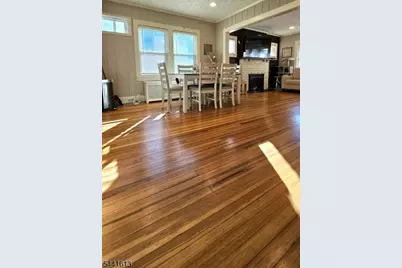 421 Lincoln Ave, Pompton Lakes, NJ 07442 - Photo 9
