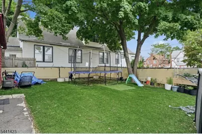 217 8th Ave, Paterson, NJ 07514 - Photo 29