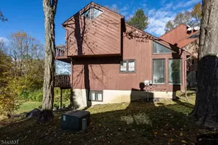 13 Village Way, Vernon Twp., NJ 07462 - Photo 11