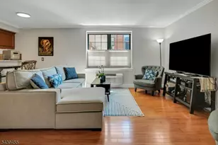 7 Prospect St, Morristown, NJ 07960 - Photo 5