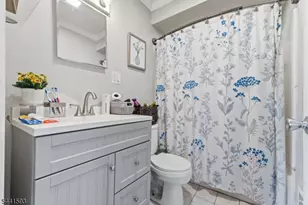 4 Salem Rd, Paterson, NJ 07502 - Photo 21