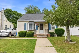 4 Salem Rd, Paterson, NJ 07502 - Photo 3