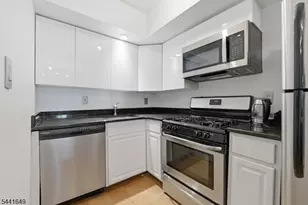 6405 Kennedy Blvd, West New York, NJ 07093 - Photo 3