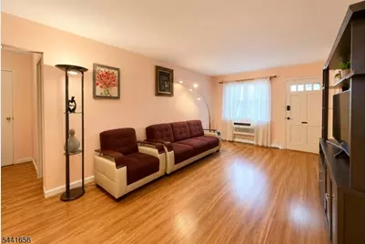 725 Joralemon St #31, Belleville Twp., NJ 07109 - Photo 5