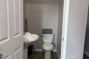 35A Bennett St, Phillipsburg, NJ 08865 - Photo 5