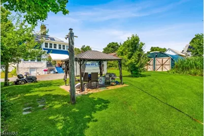 176 Washington Rd, Sayreville, NJ 08872 - Photo 5