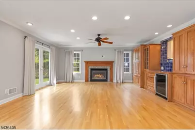 424 Colonial Ave, Westfield, NJ 07090 - Photo 5