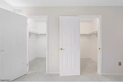 1 Wakeman Cir, Hillsborough Township, NJ 08844 - Photo 19
