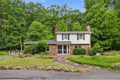 223 Beacon Hill Rd, Washington Township, NJ 07830 - Photo 5