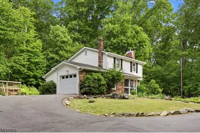 223 Beacon Hill Rd, Washington Township, NJ 07830 - Photo 7
