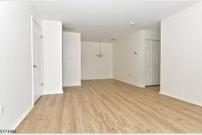 1132 Stafford St #1132, Mahwah, NJ 07430 - Photo 5