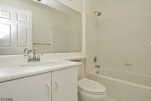 1132 Stafford St, Mahwah, NJ 07430 - Photo 15