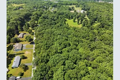 35 Hampton Heights Rd, Lafayette, NJ 07848 - Photo 3